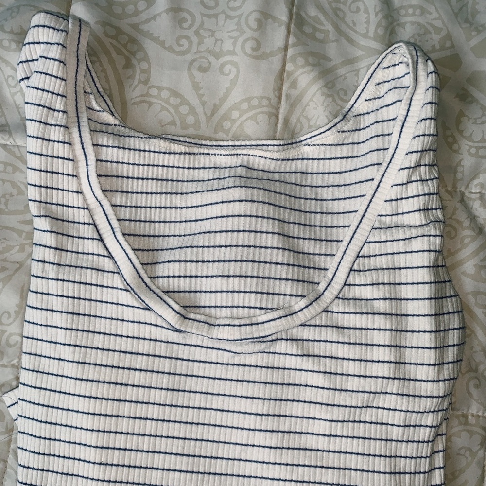 Reversible Scoop-Neck Long-Sleeved Rib Top - Picture 3 of 3